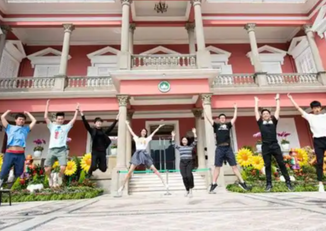 核心的就业育人主题教育引导毕业生树立